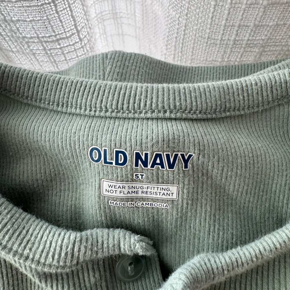 Old Navy 2pc Boy Thermal Pajama Set - Sage Green size 5T - Picture 3 of 4